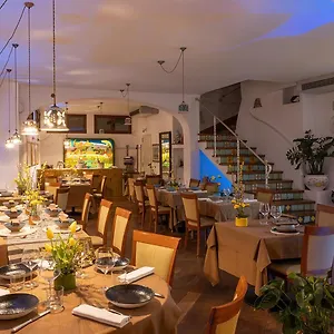 3* Hotel Su Barchile